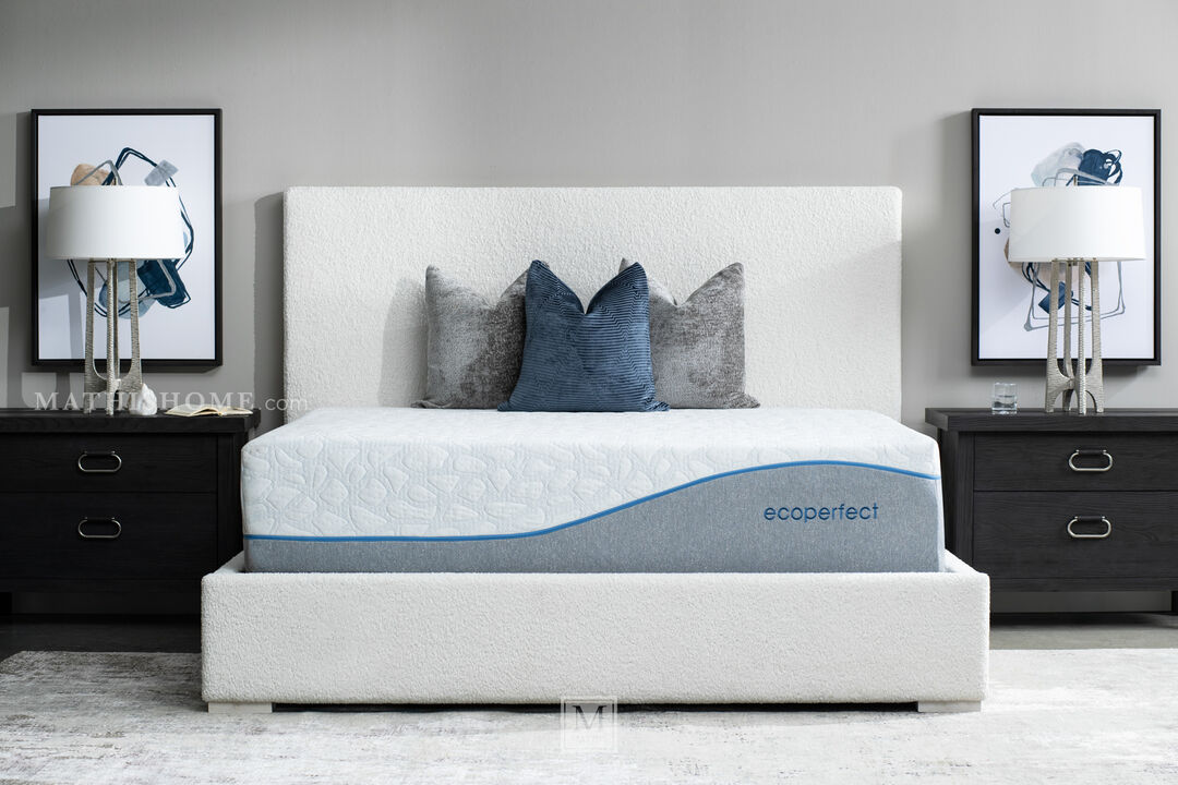 Solaria King Panel Bed